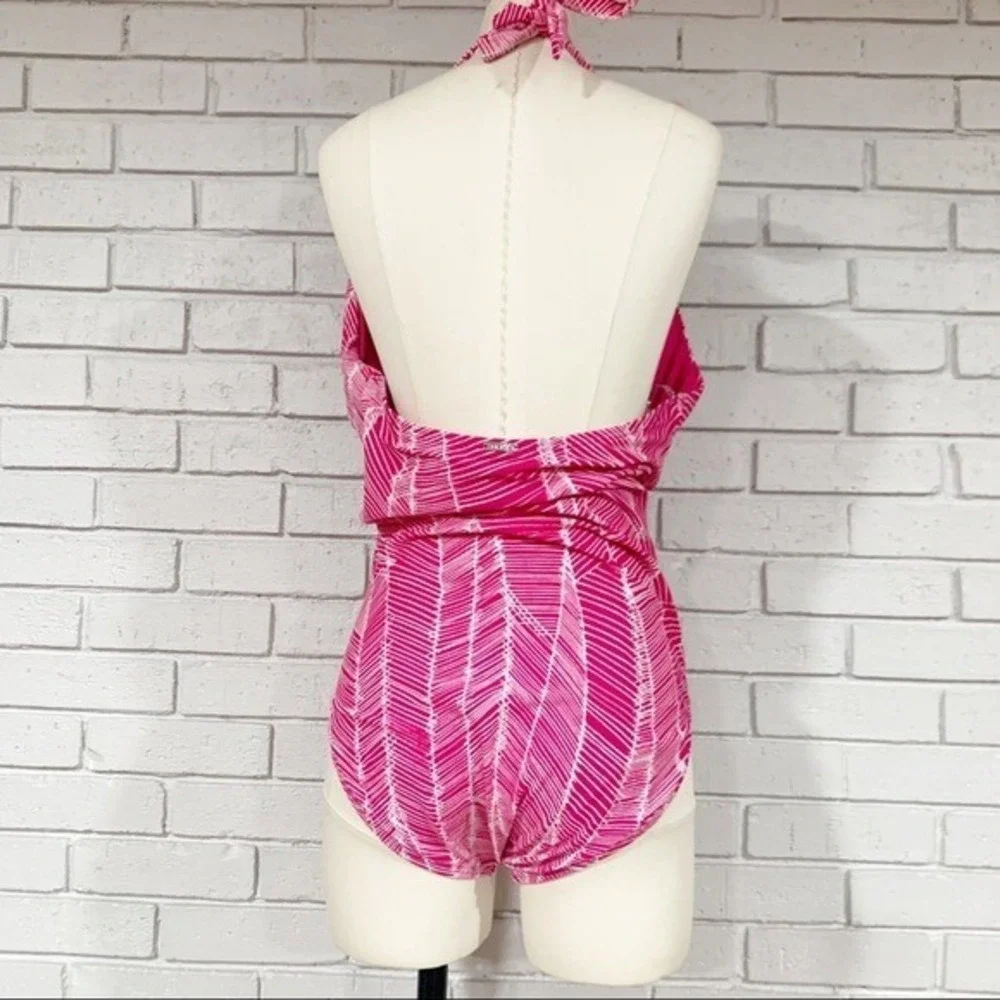 DKNY Pink White Geometric V-Neck Halter Swimsuit One Piece Resort Vacation 14 - Picture 8 of 10